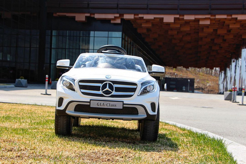 Электромобиль Merсedes Benz GLA class